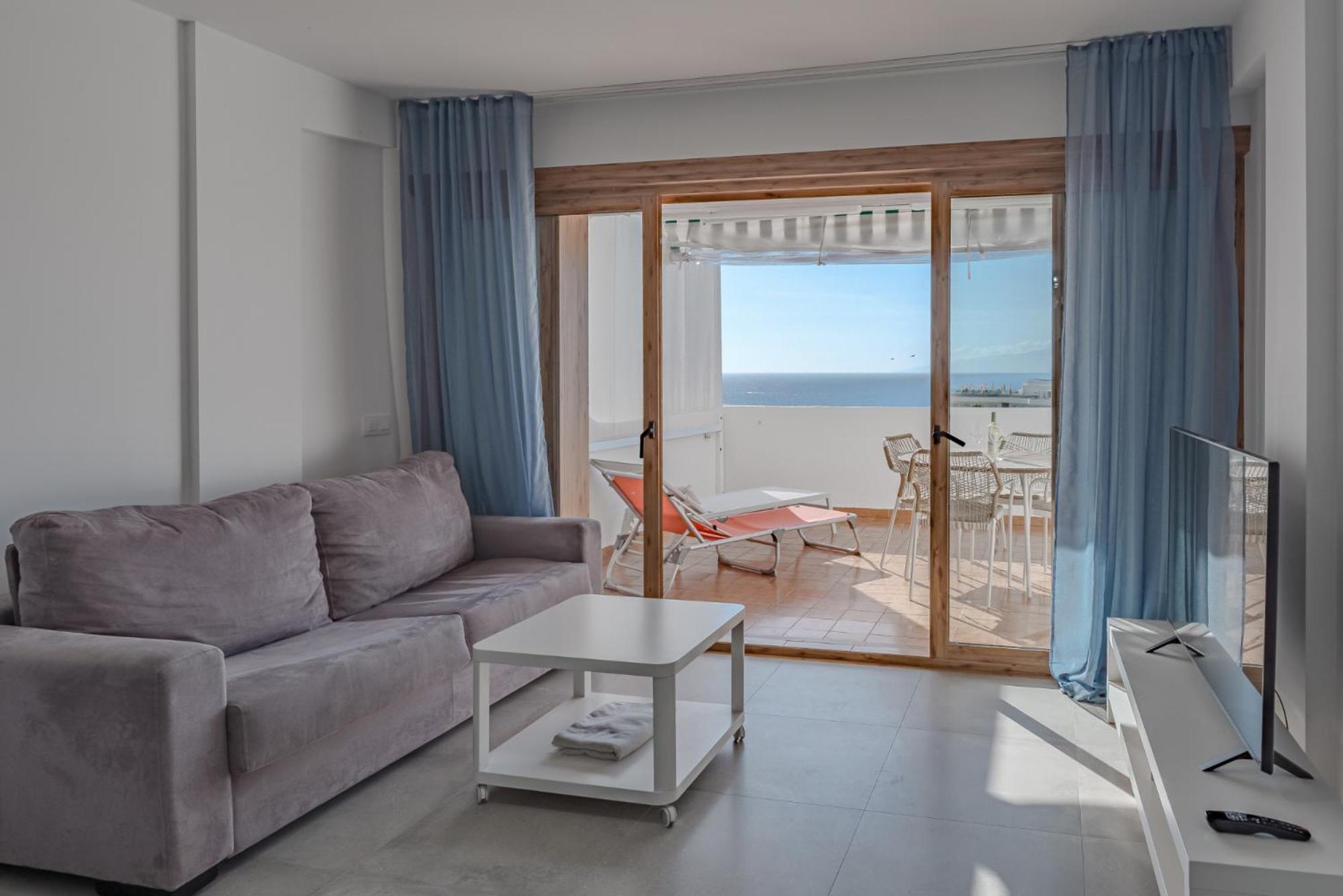 Ocean View Apartments In Park Royal I アデヘ エクステリア 写真