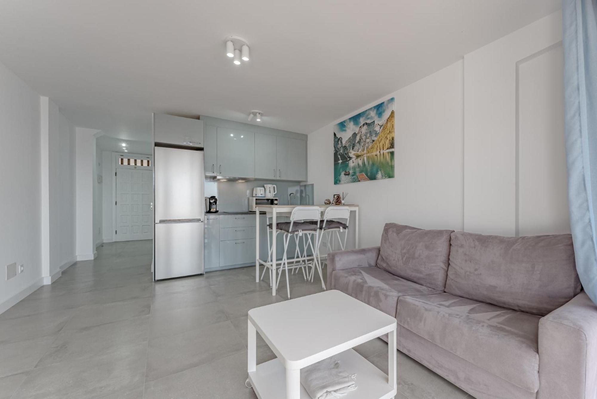Ocean View Apartments In Park Royal I アデヘ エクステリア 写真