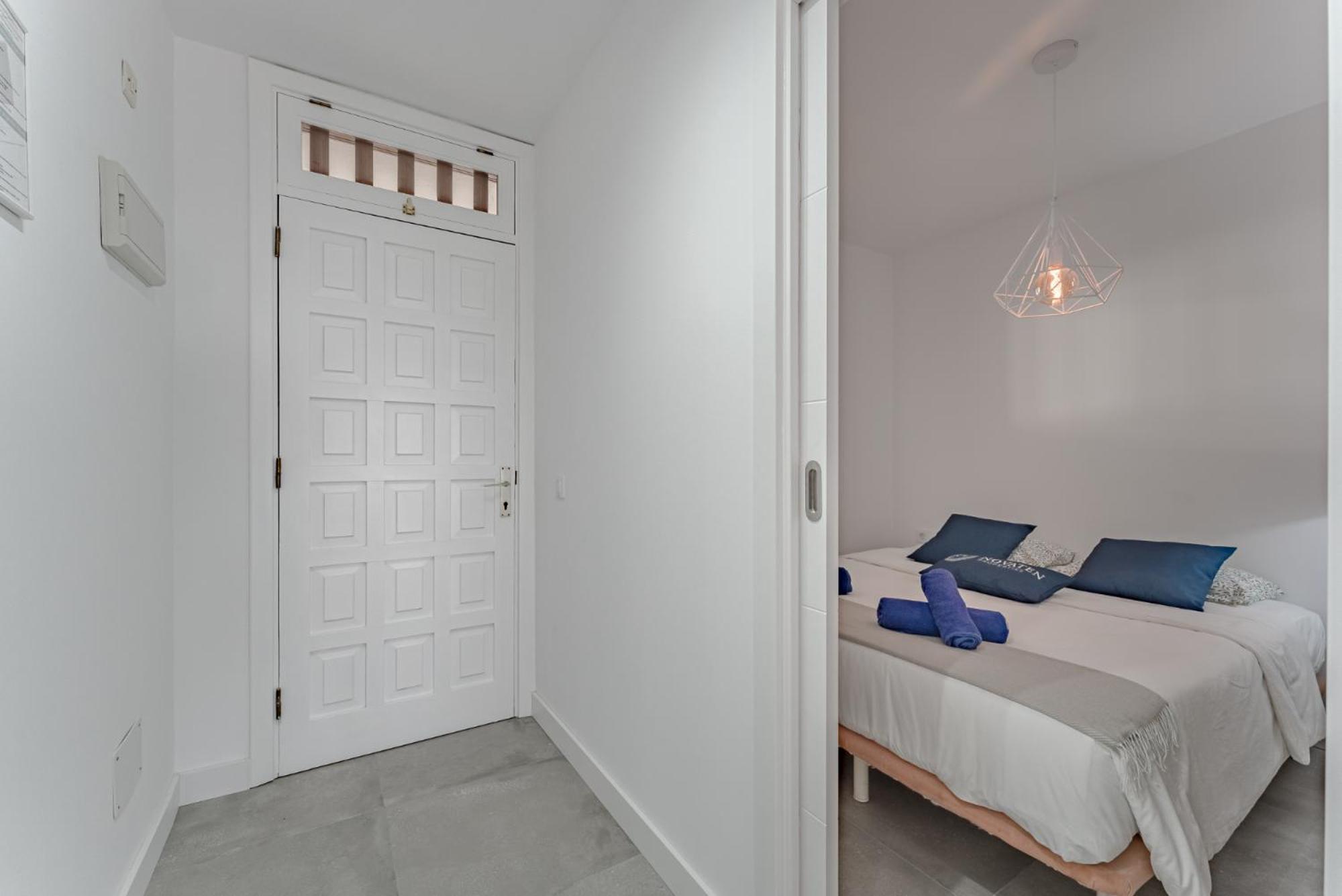Ocean View Apartments In Park Royal I アデヘ エクステリア 写真