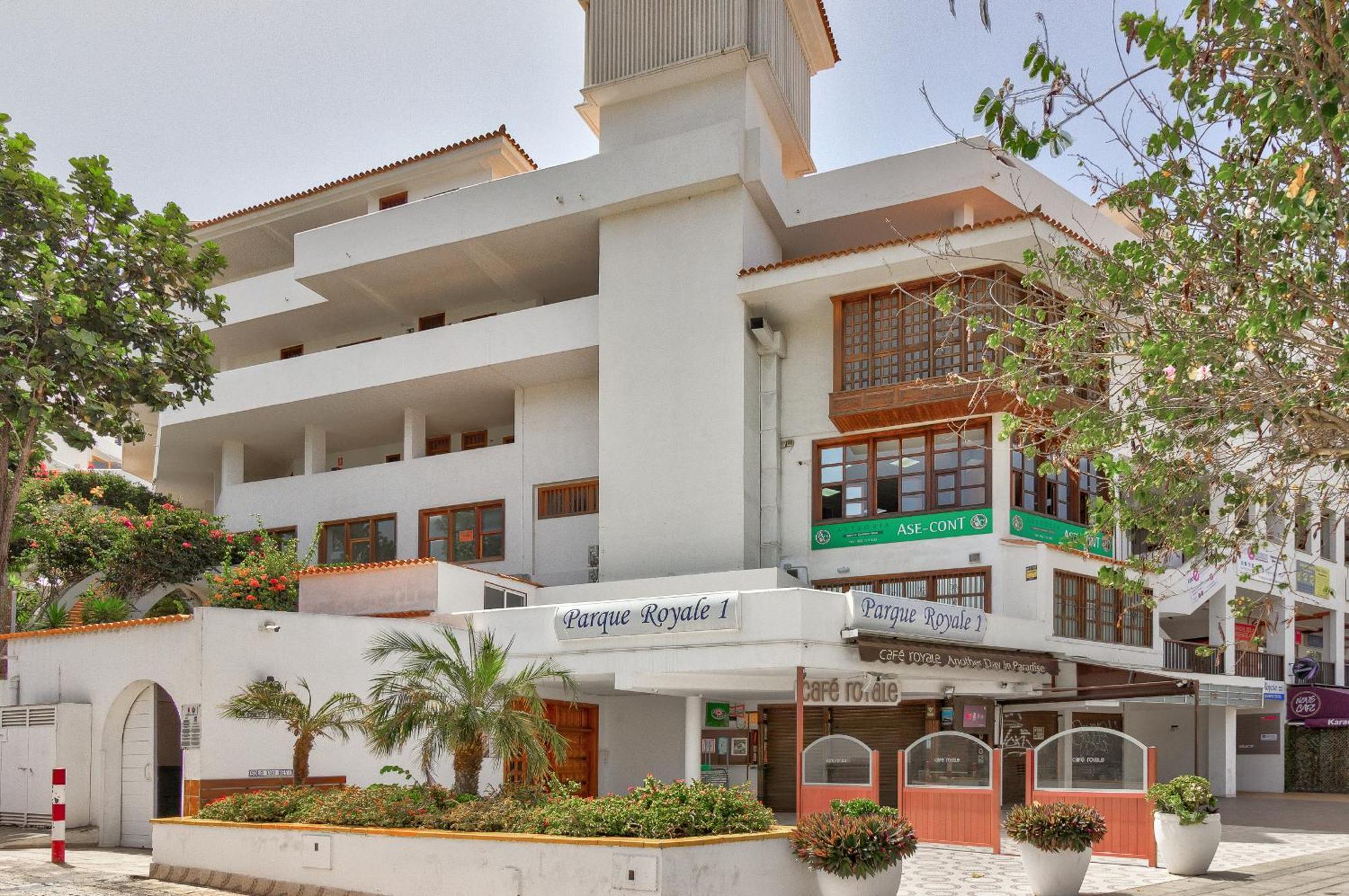 Ocean View Apartments In Park Royal I アデヘ エクステリア 写真